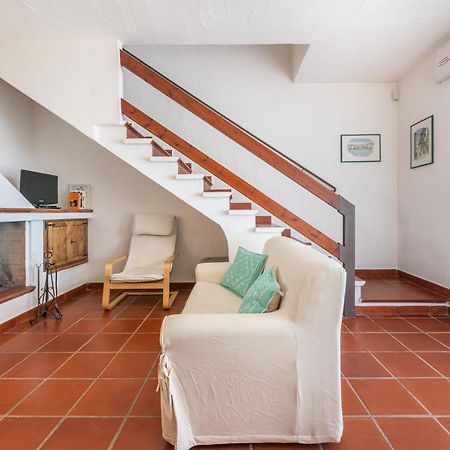 Damiano Holiday House Porto Columbu - Perd'E Sali Dış mekan fotoğraf