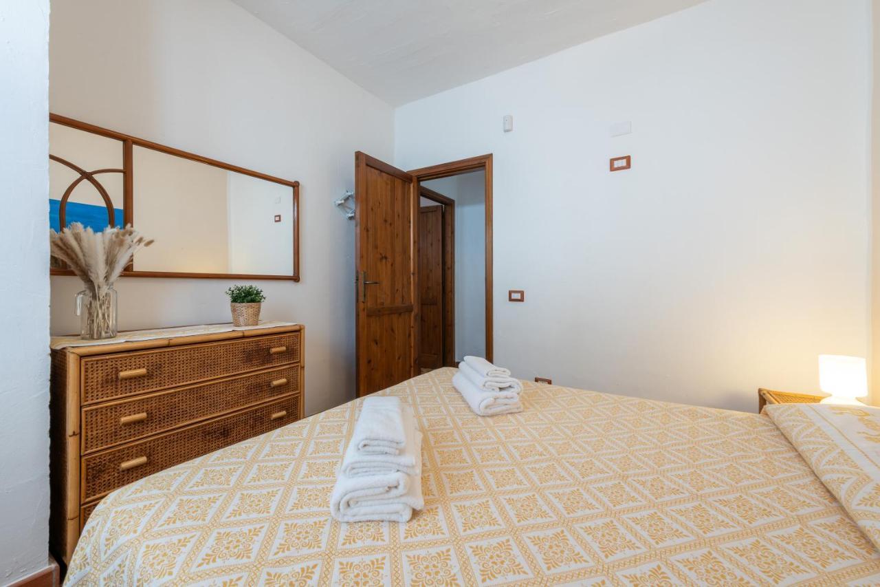 Damiano Holiday House Porto Columbu - Perd'E Sali Dış mekan fotoğraf